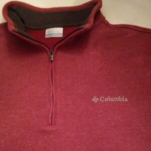 Columbia Burgundy Quarter-Zip Fleece